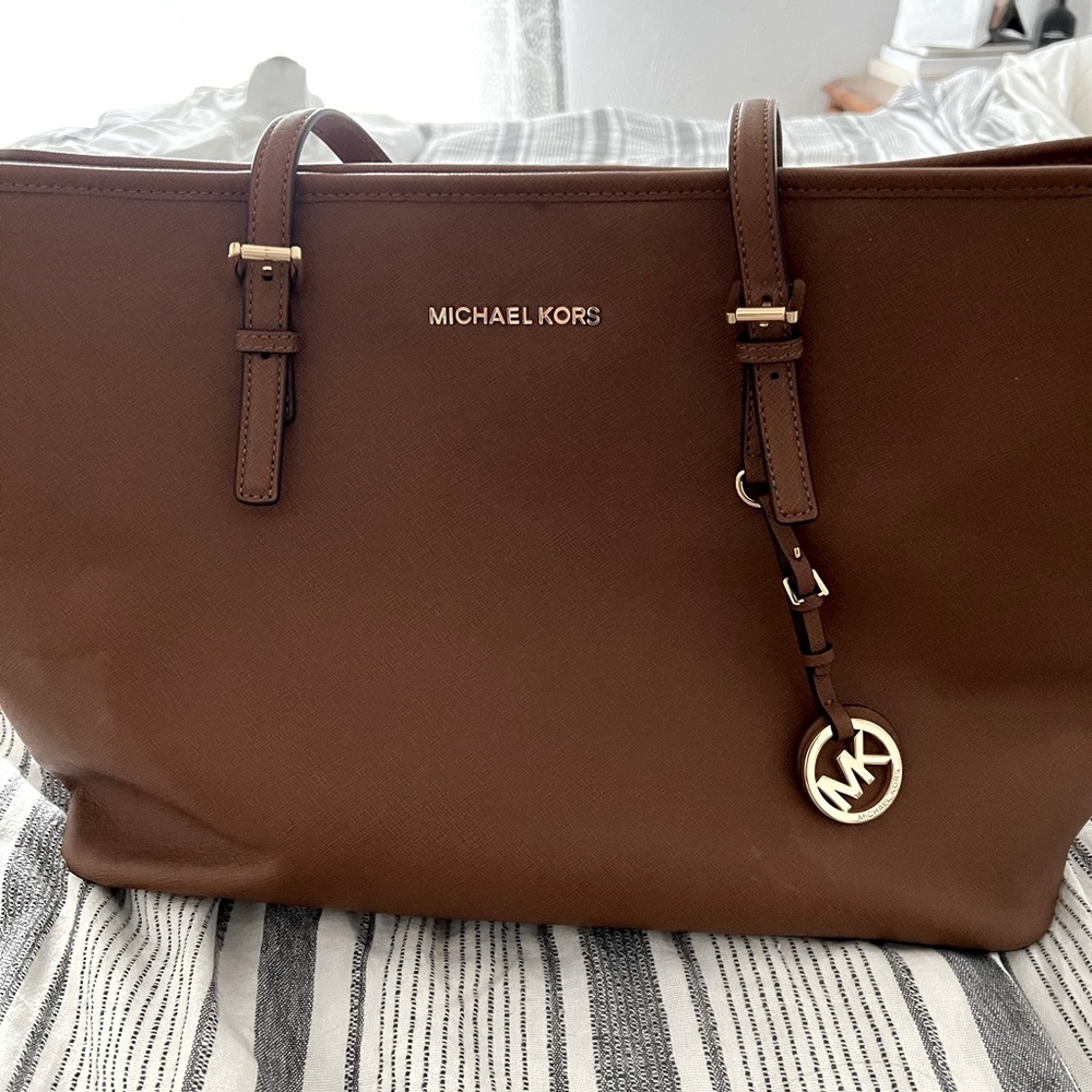 Michael kors large jet set travel tote